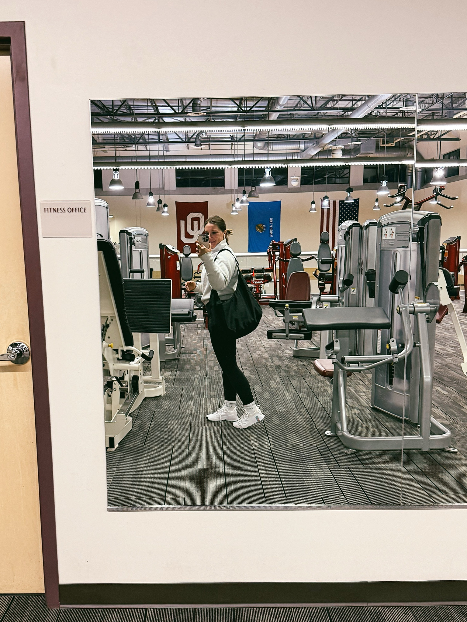 I’m now the person that brings a bag to the gym! 💪❤️

#LTKActive #LTKTravel