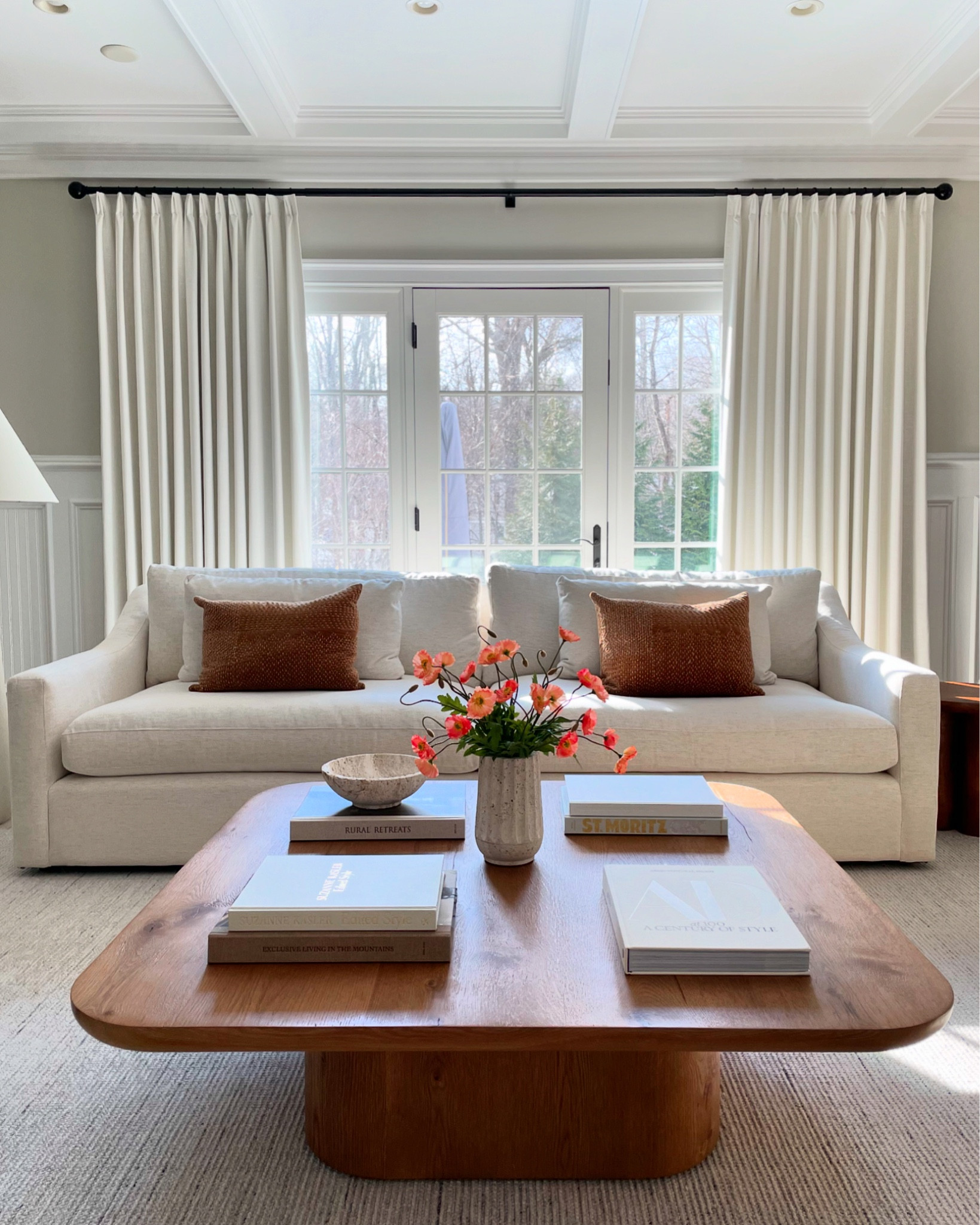 Shop 🤍
Travertine bowl and vase were from tjmaxx
Coffee table is from RH

#LTKHome #LTKFindsUnder100 #LTKStyleTip
