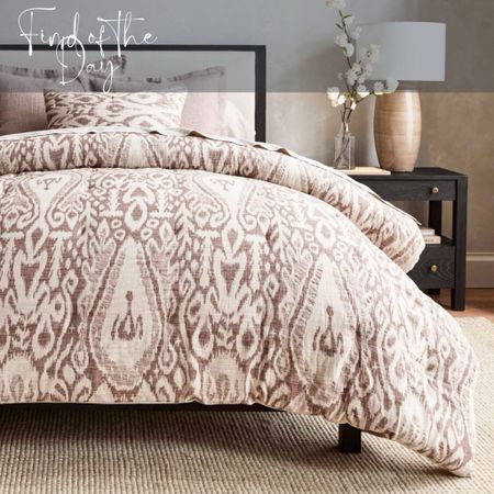 Add some rich color and pattern to your primary or guest bedroom with this gorgeous jacquard sham and comforter set!

#LTKhome #LTKSeasonal #LTKfamily