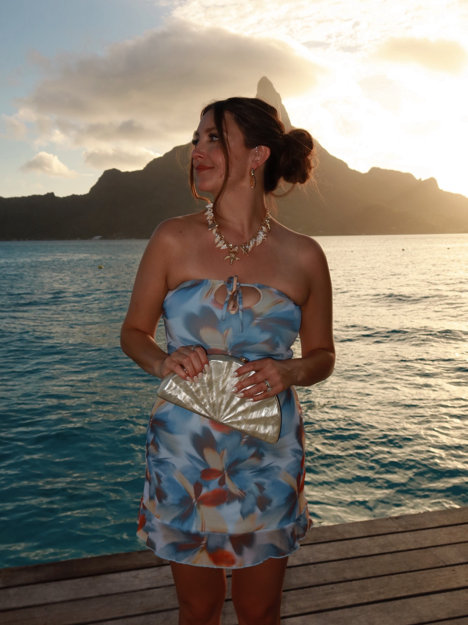 dinner fit 🩵 

#LTKSeasonal #LTKSwim #LTKTravel