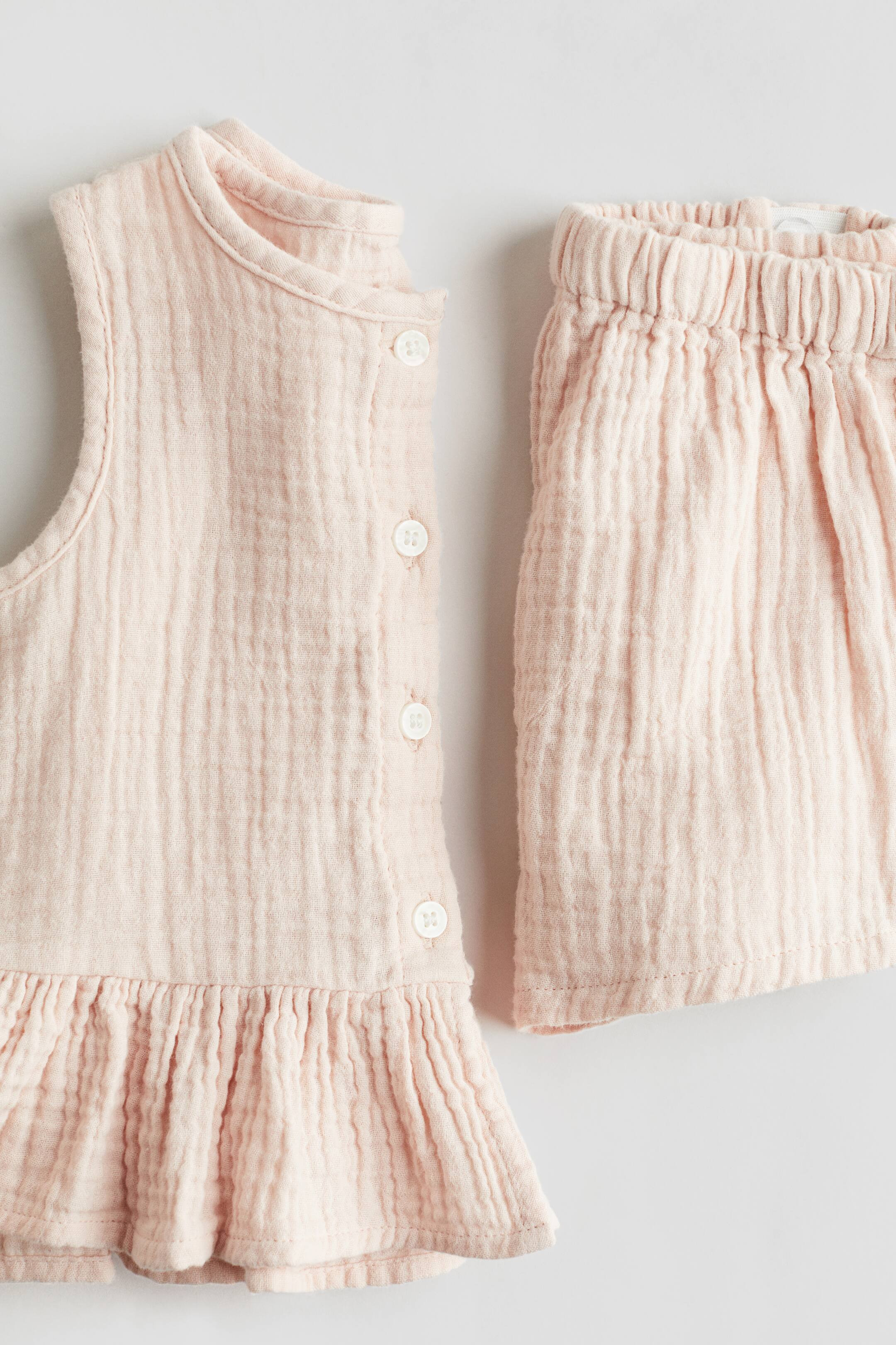 2-piece Muslin Top and Shorts Set | H&M (US + CA)