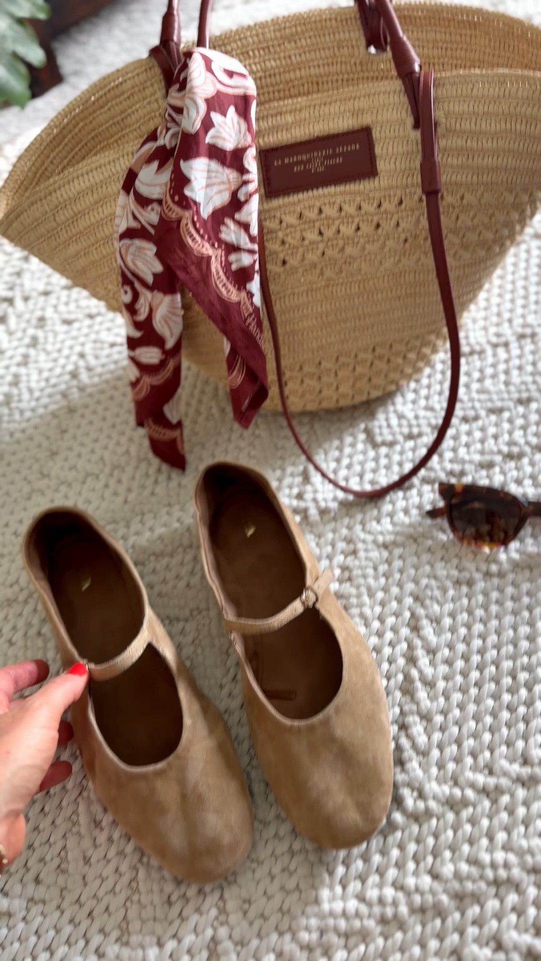The go to accessories that have been elevating all of my outfits lately! ￼

#LTKSeasonal #LTKOver40 #LTKmomlife