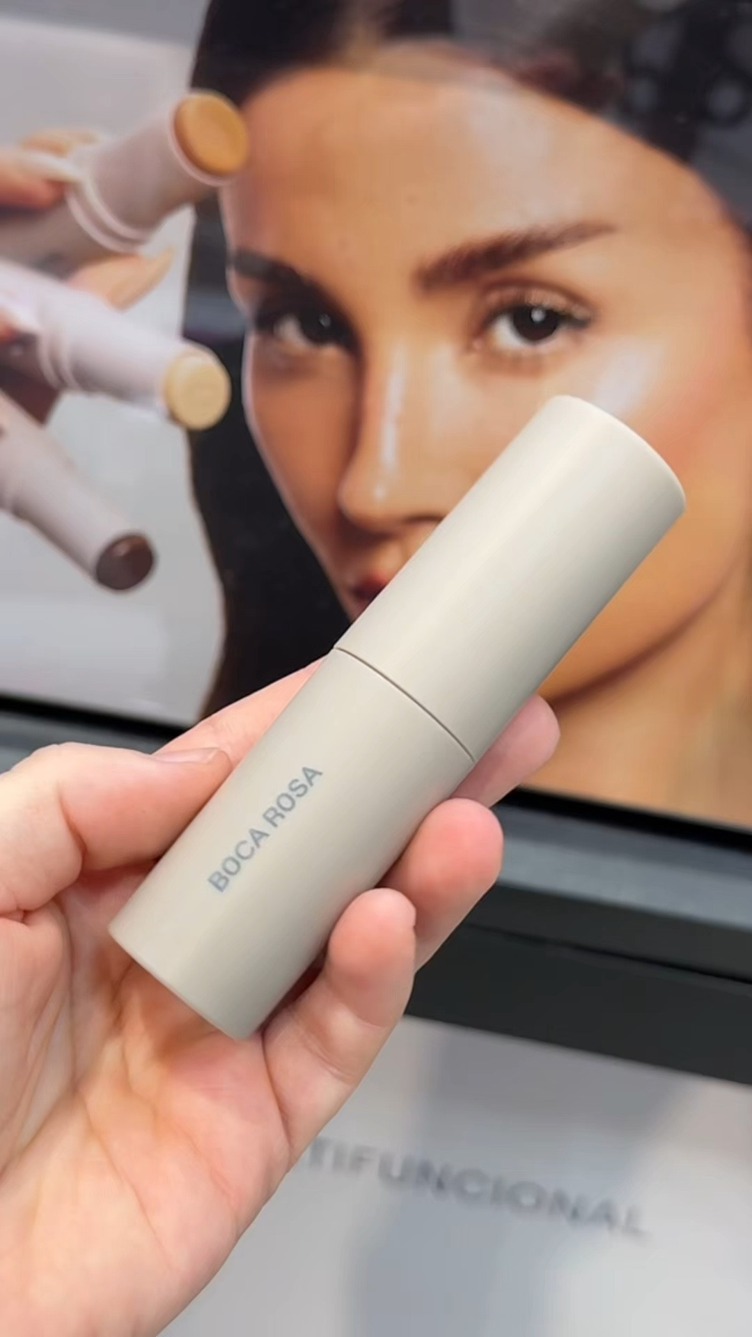 Cores Claras do stick de Boca Rosa 

#LTKbrasil #LTKbeleza