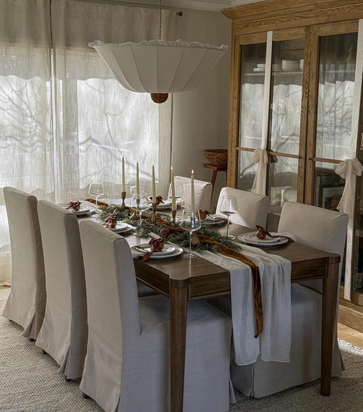 Cozy, neutral holiday tablescape! All from Amazon! 

#LTKHoliday #LTKHome