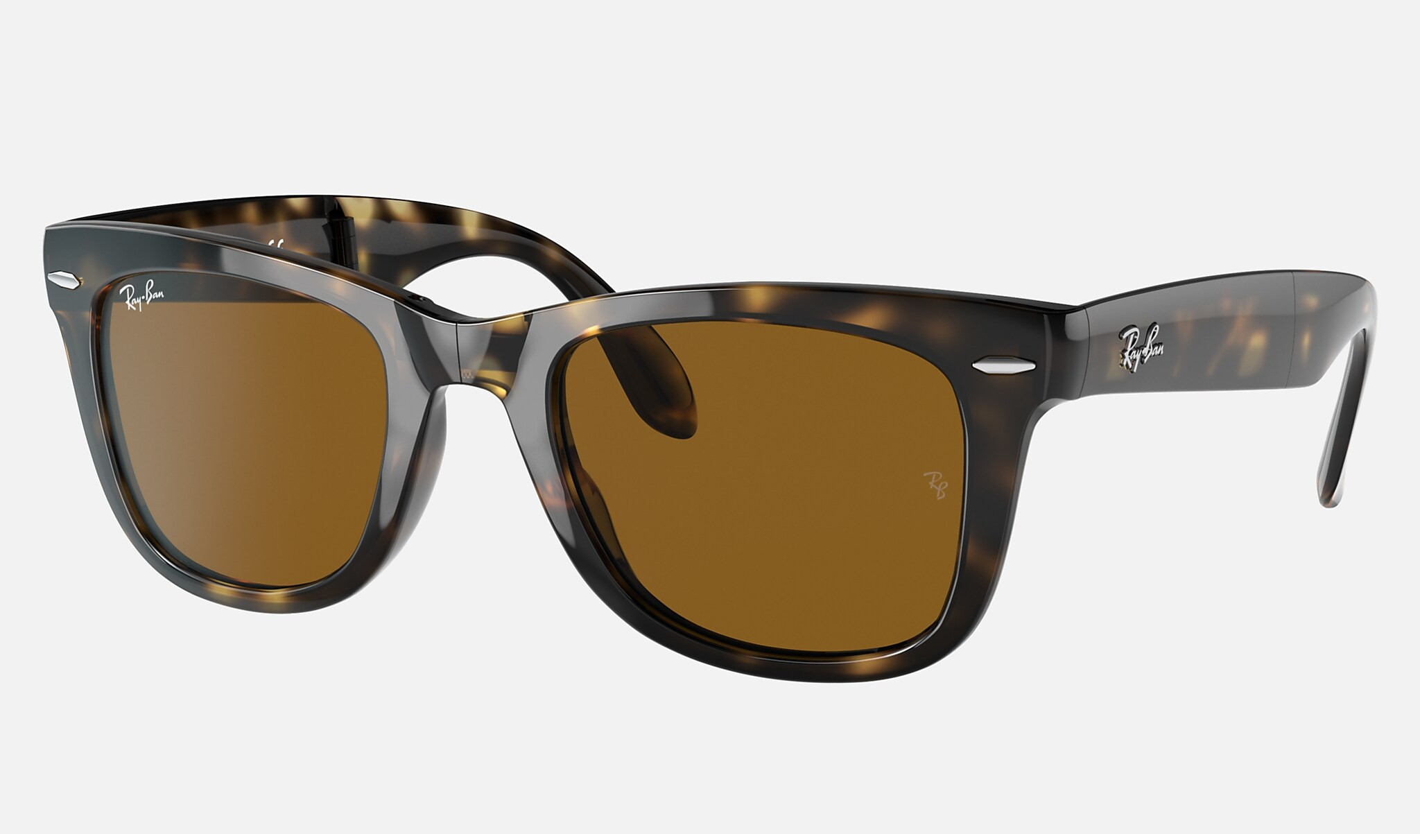 Check out the Wayfarer Folding Classic at ray-ban.com | Ray-Ban (US)