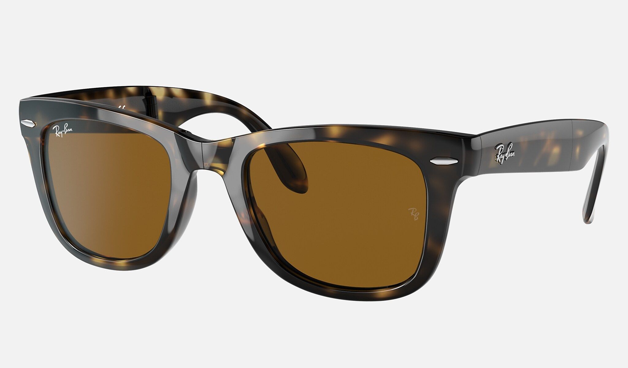 Check out the Wayfarer Folding Classic at ray-ban.com | Ray-Ban (US)