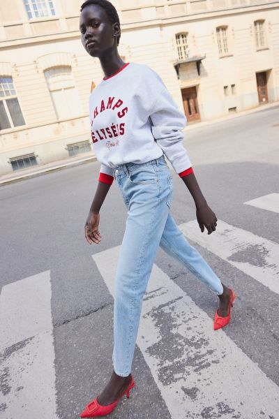 Sweatshirt - Crew-neck - Long sleeve - Light gray/Champs Élysées - Ladies | H&M US | H&M (US + CA)