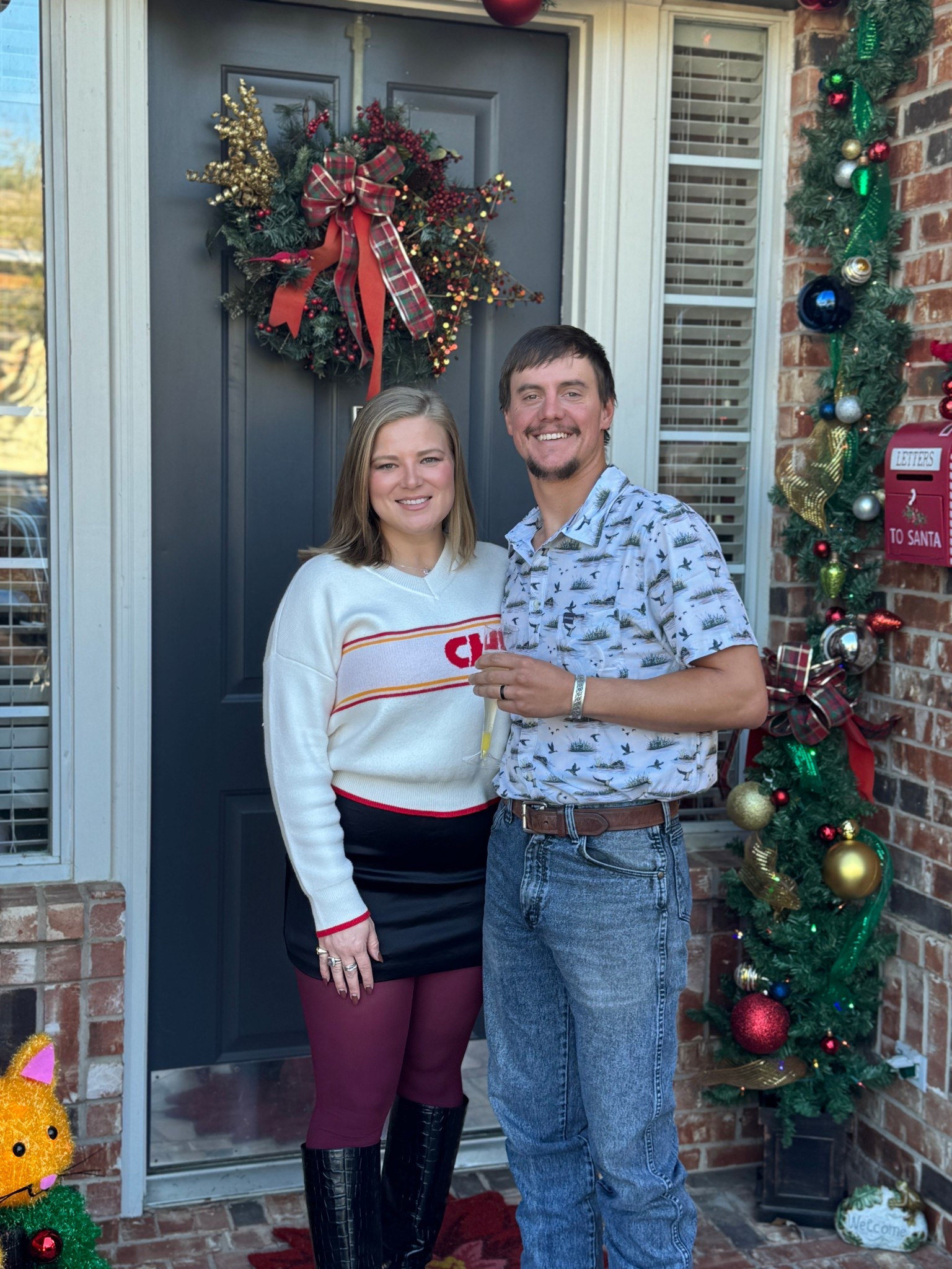 Extra thankful for my wonderful husband, new home, and family ❤️ I am not thankful for, however, the entire #DallasCowboys football team 🥲 

I am also thankful for awesome #BlackFriday deals including those from #abercrombie ❤️


#LTKGiftGuide #LTKootd #LTKHoliday