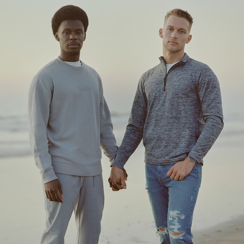 25% off all men’s shirts* (footnote) | Abercrombie & Fitch (US)