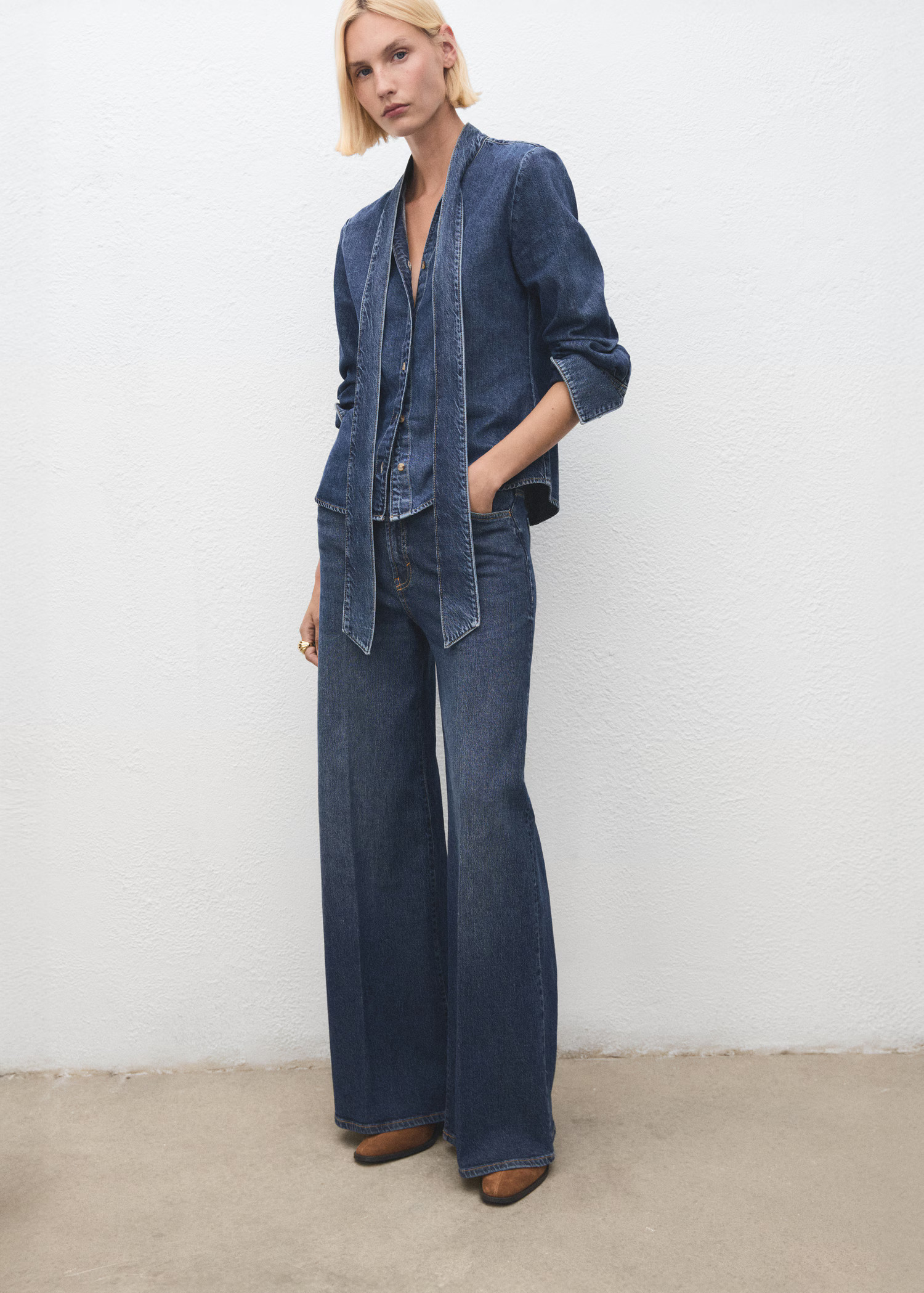 Suede leather ankle boots with block heel - Women | MANGO USA | Mango (US/MX/AU)