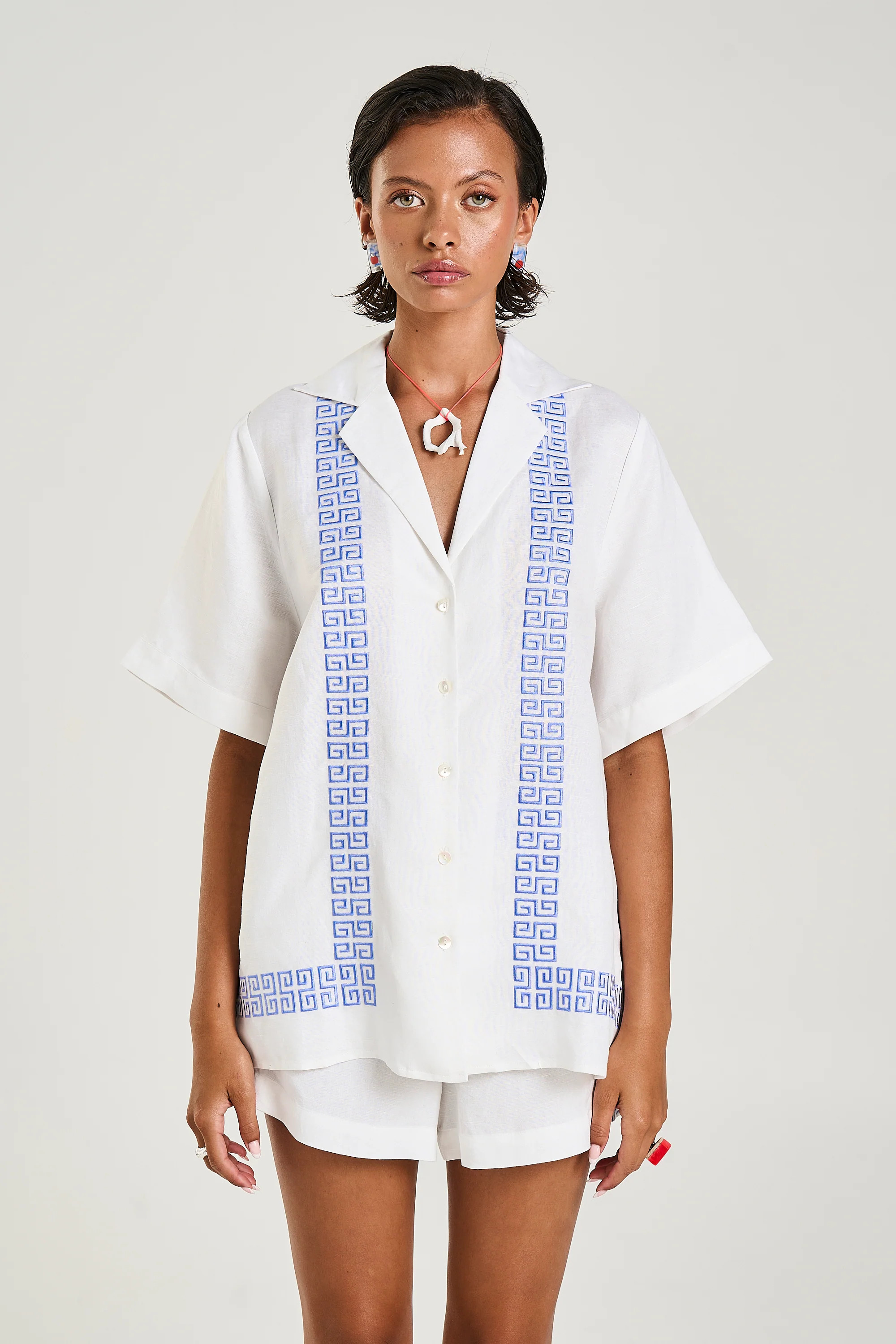 COLLARED SS SHIRT - SOL SCRIPT | Summi Summi