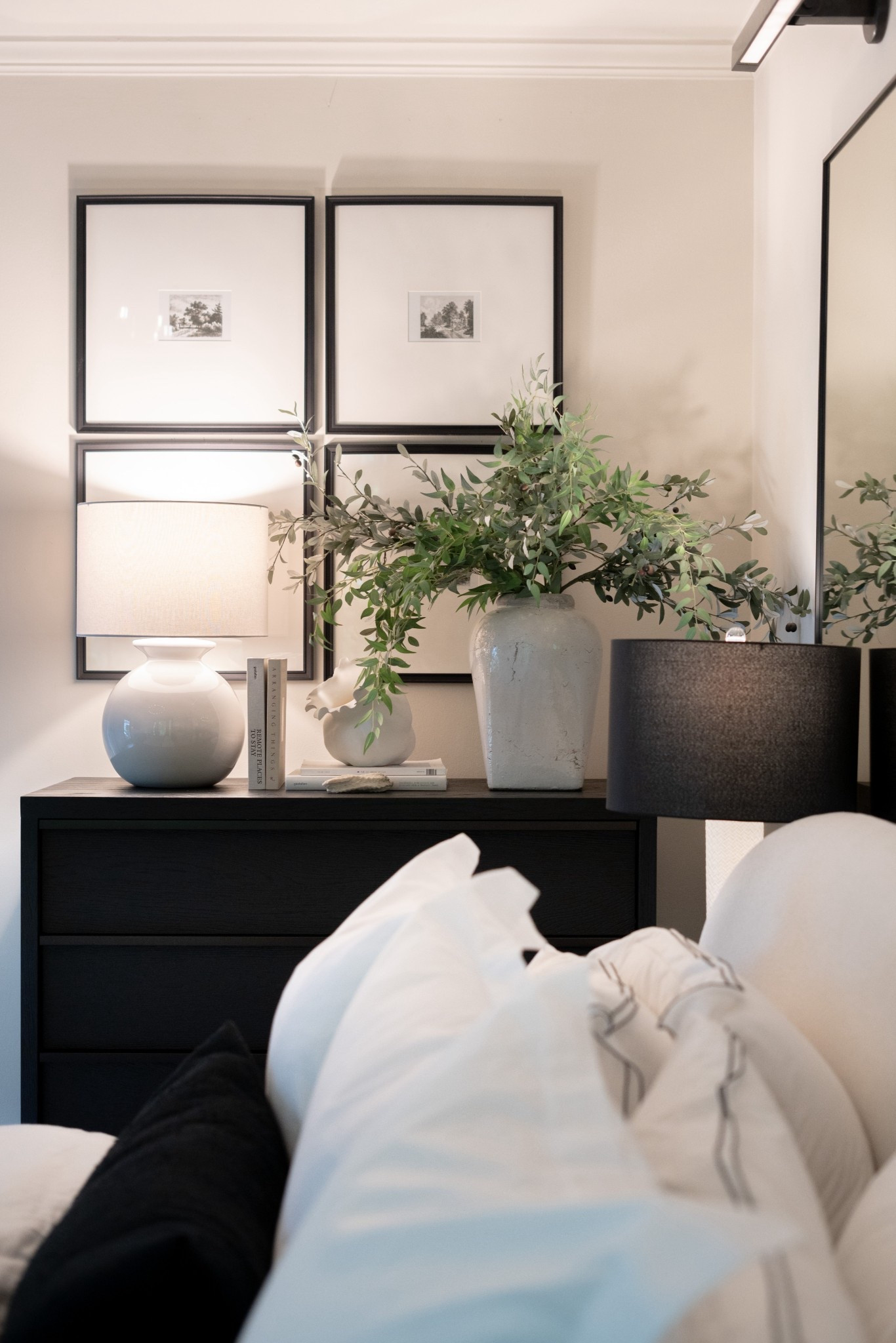 I love how bright and airy this part of the room looks! Such a perfect feeling for the bright Spring and Summer days!

#LTKHome #LTKSeasonal #LTKStyleTip