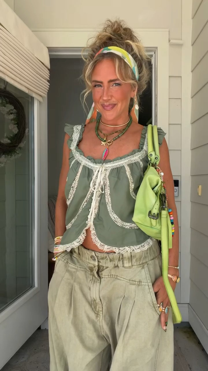Transitional Fall Outfit Inspo 💚 My camo shorts are Jaded London (I linked similar)

#LTKdayinmylife #LTKootd #LTKSeasonal