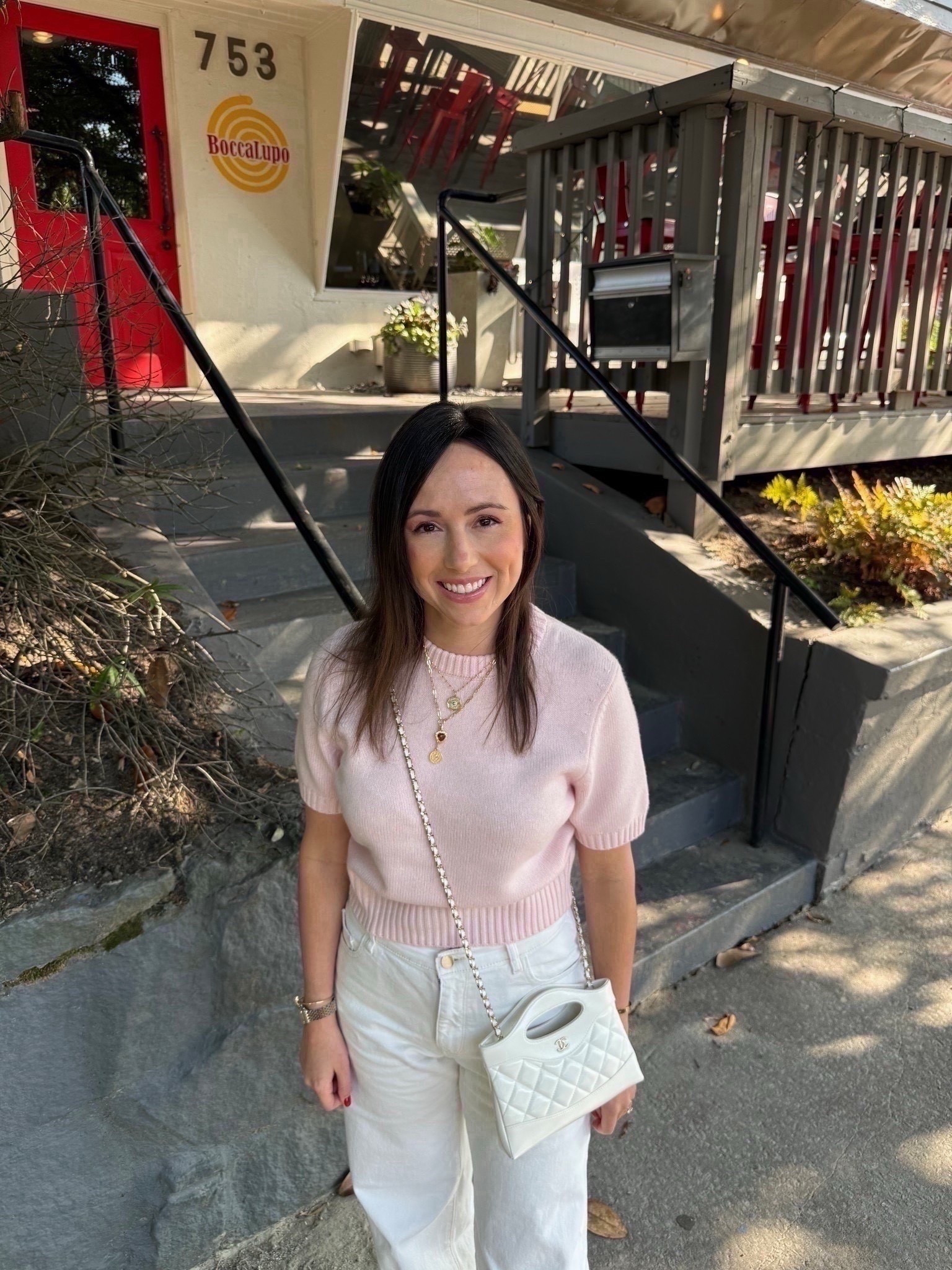 Pink short sleeve sweater (s), white jeans (25), gold heels. These Inez gold sandals are so comfy! Use code Jenna15Spring25 for 15% off!



#LTKootd #LTKFindsUnder100 #LTKSeasonal