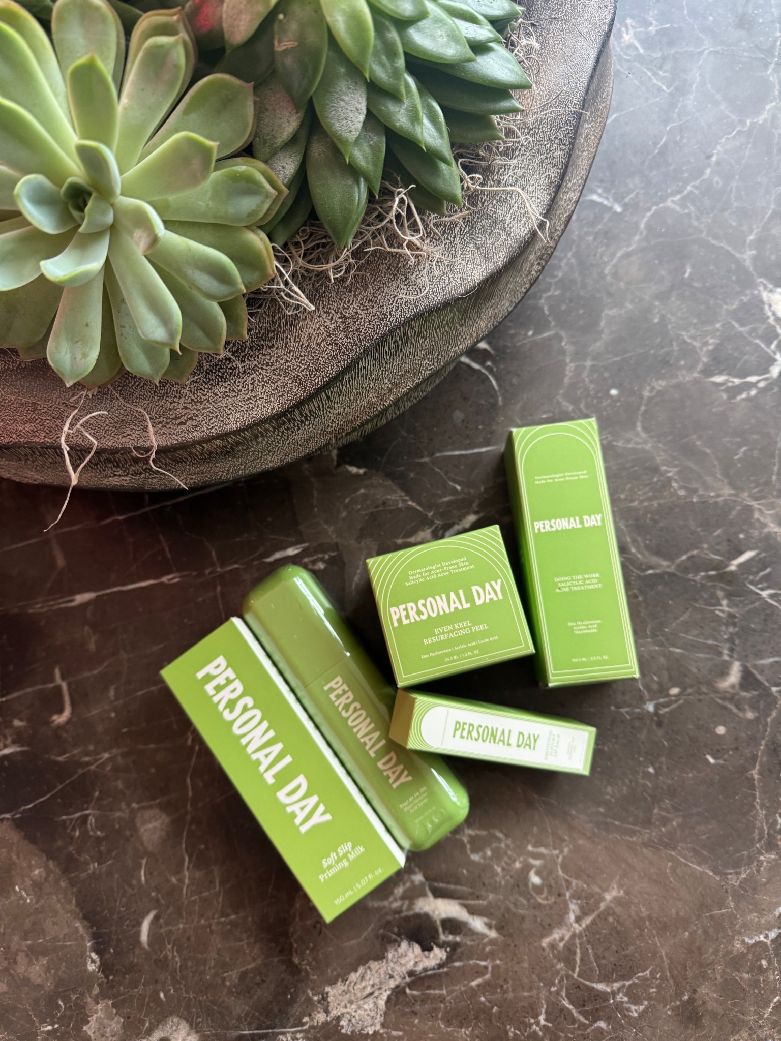 💚🤍

#LTKBeauty #LTKmorningroutine