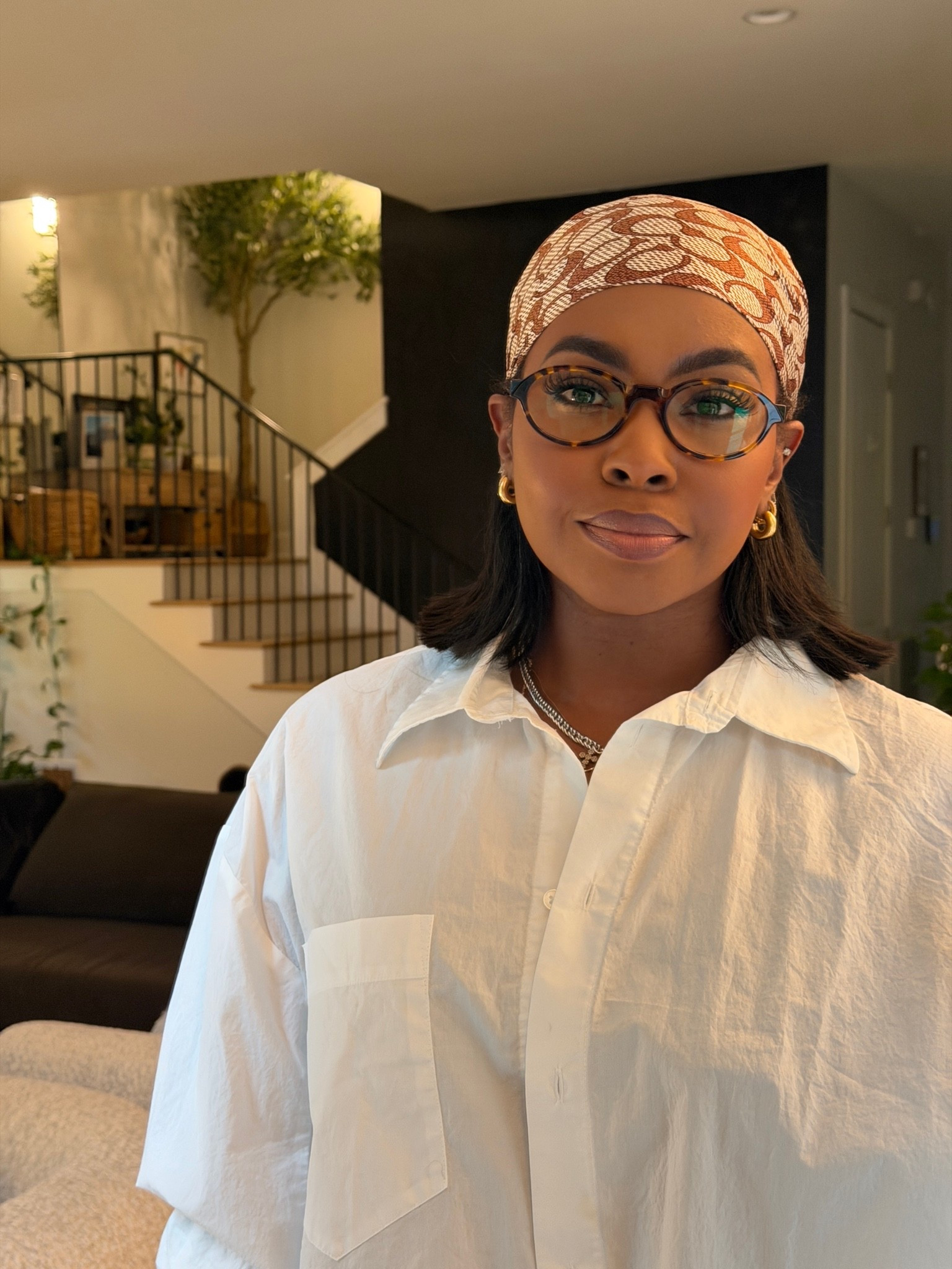 Who knew a scarf could be this chic. Linking a similar scarf as I don’t see this exact one online