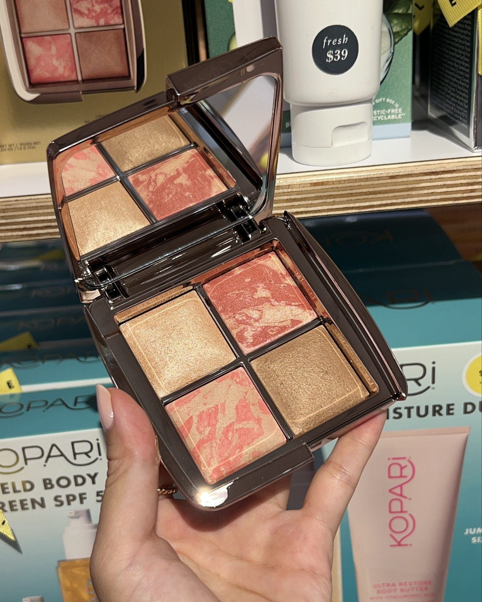 Hourglass Ambient Lighting Edit Golden Rose: 

Shades included:

- Ambient Metallic Strobe Lighting Powder Celestial Strobe Light (golden champagne)

- Ambient Lighting Blush Iridescent Rose (warm, medium rose)

- Ambient Lighting Blush Dim Infusion (subdued coral)

- Ambient Lighting Bronzer Golden Bronze Light (medium, radiant bronze)

#LTKxNSale #LTKBeauty