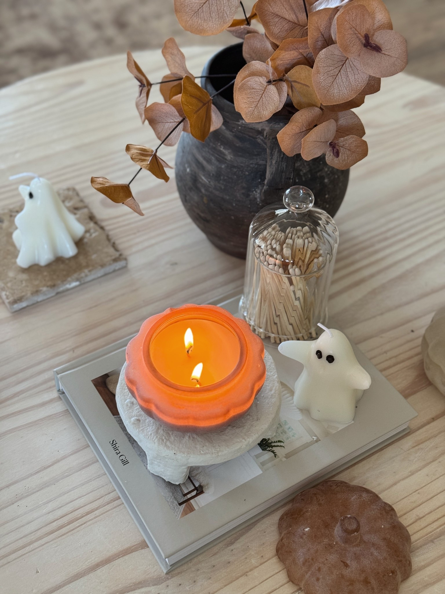 Fall coffee table decor 🍁🍂

#LTKHome #LTKSeasonal #LTKFallSale