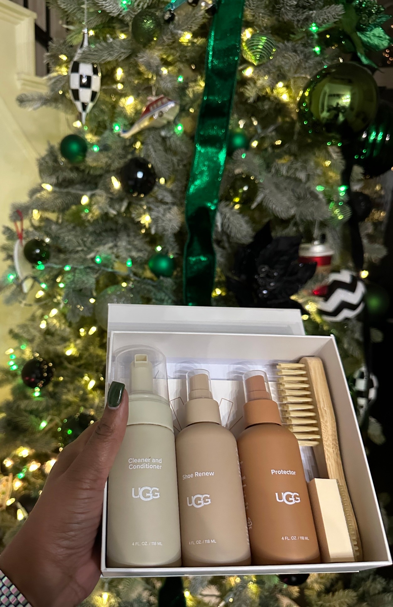 New Arrival, the Ugg cleaning kit for your Ugg boots. This kit will help keep your Uggs in great condition. #uggboots #uggs #boots #cleaningkit #cleaner 