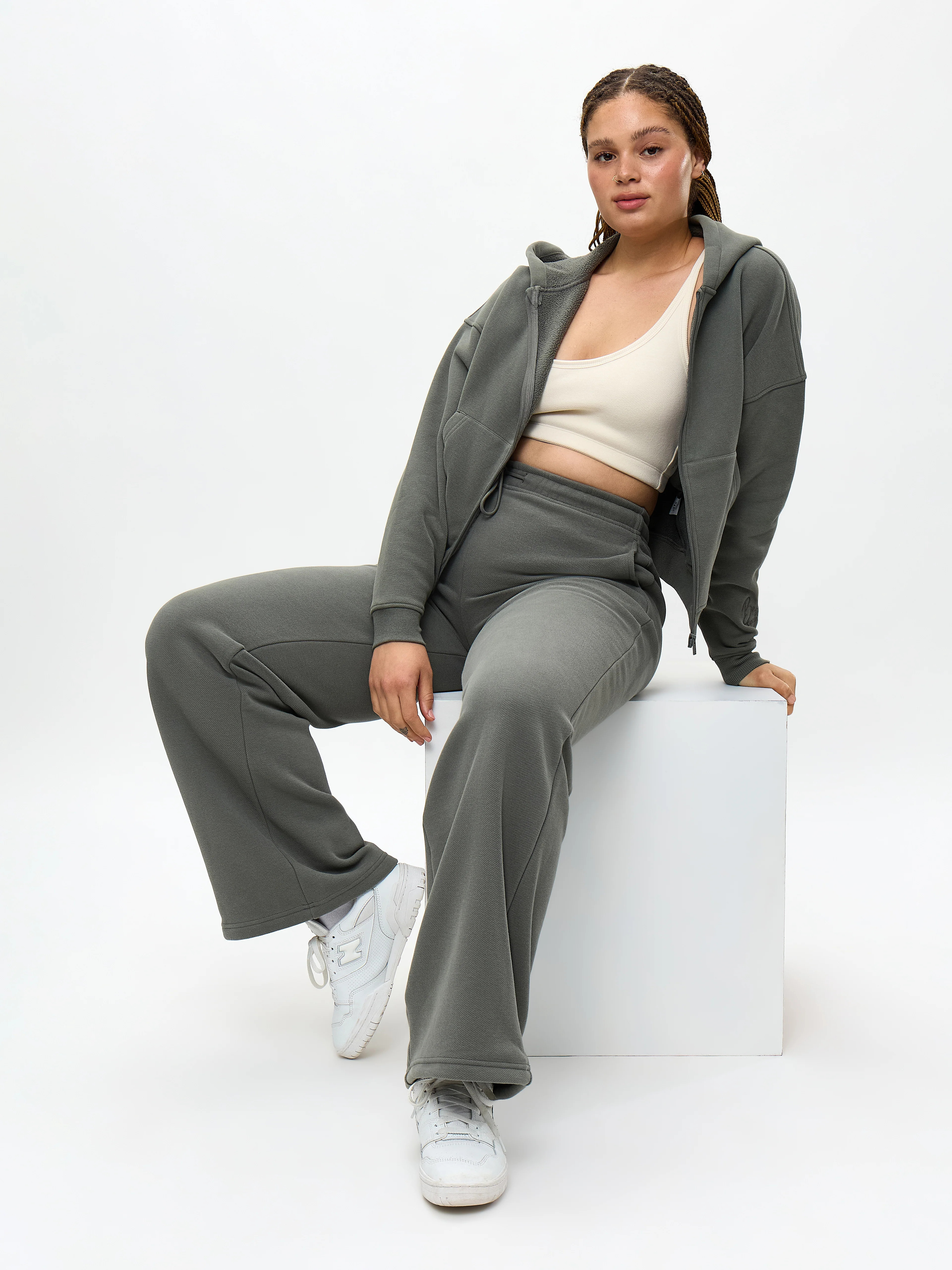 Plush Fleece Straight Leg Sweat Pant - Frosted Sage XS / Regular | Buffbunny