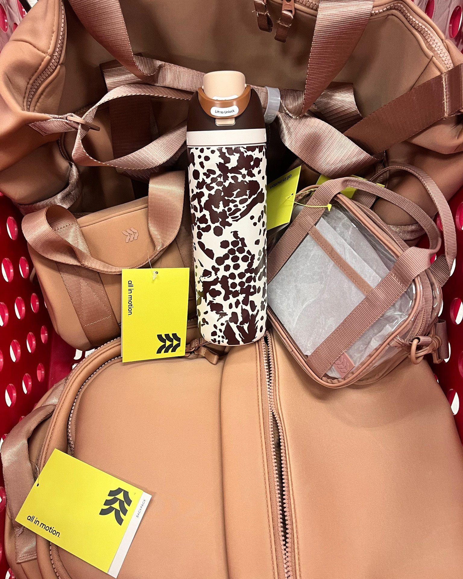 Travel and workout gear that looks LUX but on a budget @Target 🤎🤎🤎

#LTKTravel #LTKdayinmylife #LTKPlusSize