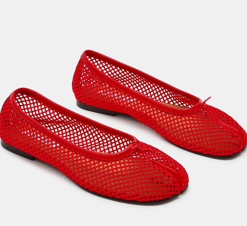 Steve Madden
CALICO RED MESH
