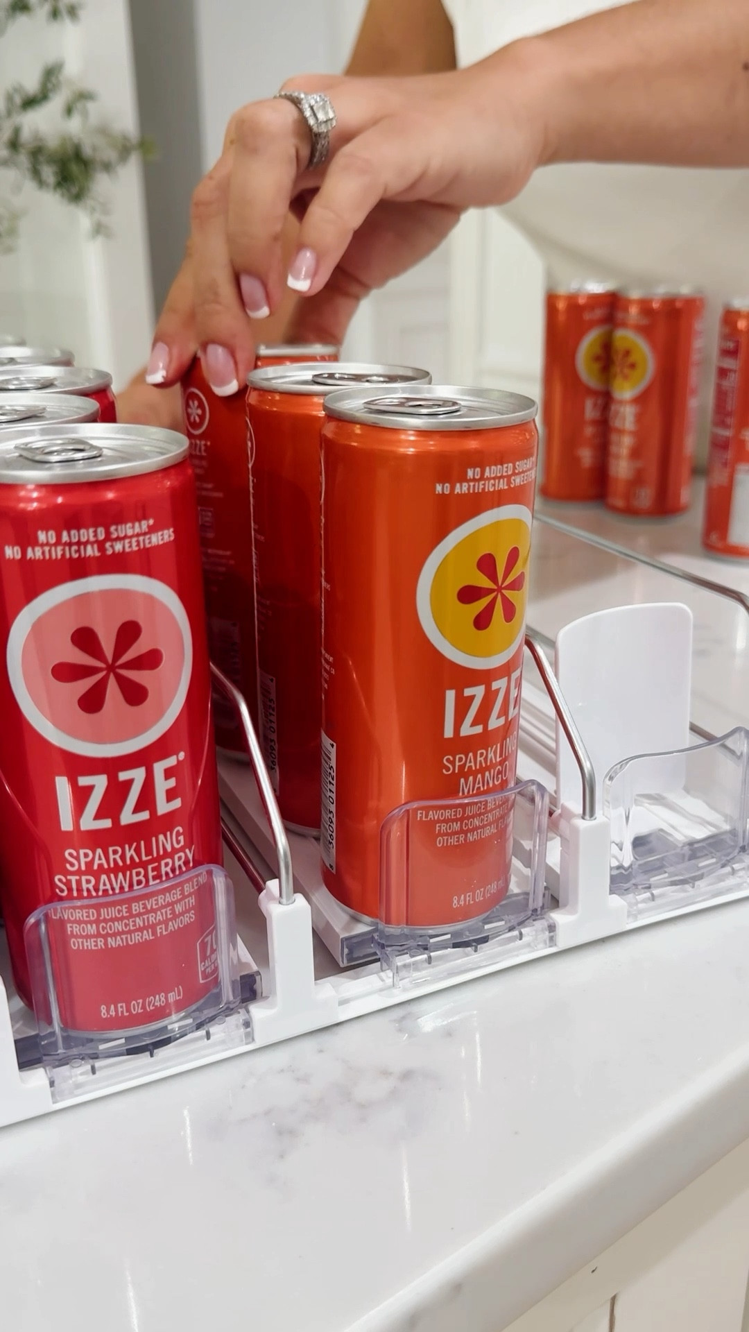 Fridge organization must haves! 

I love nothing more than opening a fridge that is stocked and well organized. This latest find from Amazon does just that! 🤗

#fridgeorganization #kitchenmusthaves #organizedfridge #organizationhacks 

#LTKVideo #LTKHome #LTKSaleAlert