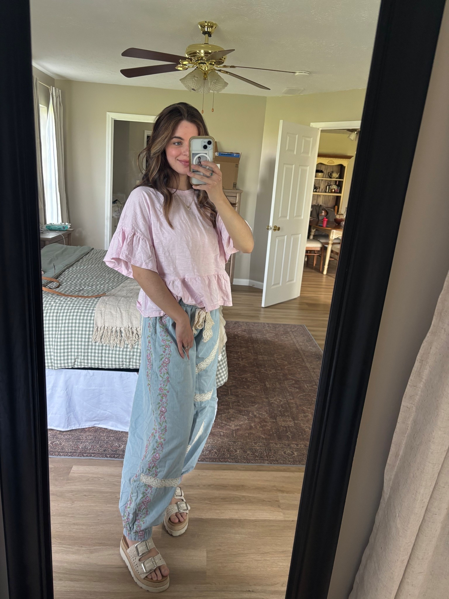 These pants are truly a staple in my wardrobe at this point 😂

#LTKdayinmylife #LTKmomlife #LTKootd