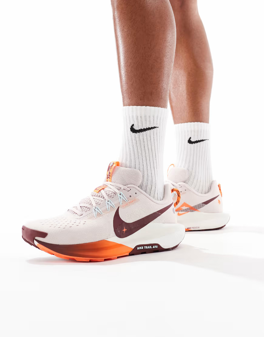 Nike Pegasus Trail 5 running sneakers in red | ASOS (Global)