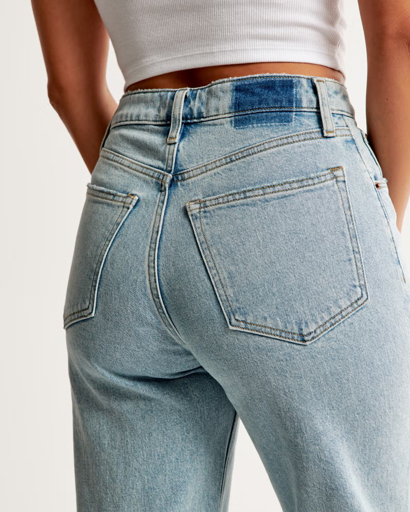 Curve Love High Rise 90s Relaxed Jean | Abercrombie & Fitch (US)