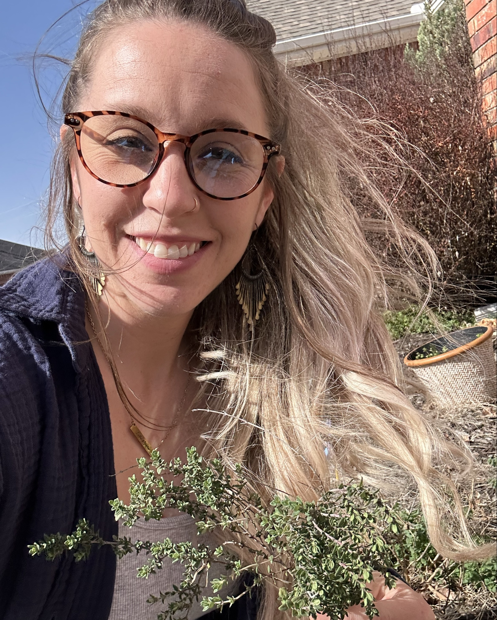 🌱Grow your own herbs from store bought cuttings for LESS THAN $2!! 

🪴I love gardening & cooking! I especially love when I can get a good deal on fresh herbs & plant them for future enjoyment with little to no maintenance! 

👩‍🌾How to propagate your own thyme:  
1) buy fresh cut organic thyme from the grocery store.
2) trim ends and remove the leaves at the base of a few sprigs of thyme by running gently pinched fingers down the end of the sprig.
3) place sprigs in a jar and fill partway with filtered water & let sit for a couple of weeks until they sprout roots on the sides. (You may need to change the water a few times.)
3) plant in the ground or in a pot and enjoy! 
Thyme will survive winter and multiply so you won’t have to buy fresh thyme again! 

#LTKHome #LTKFamily #LTKFindsUnder50
