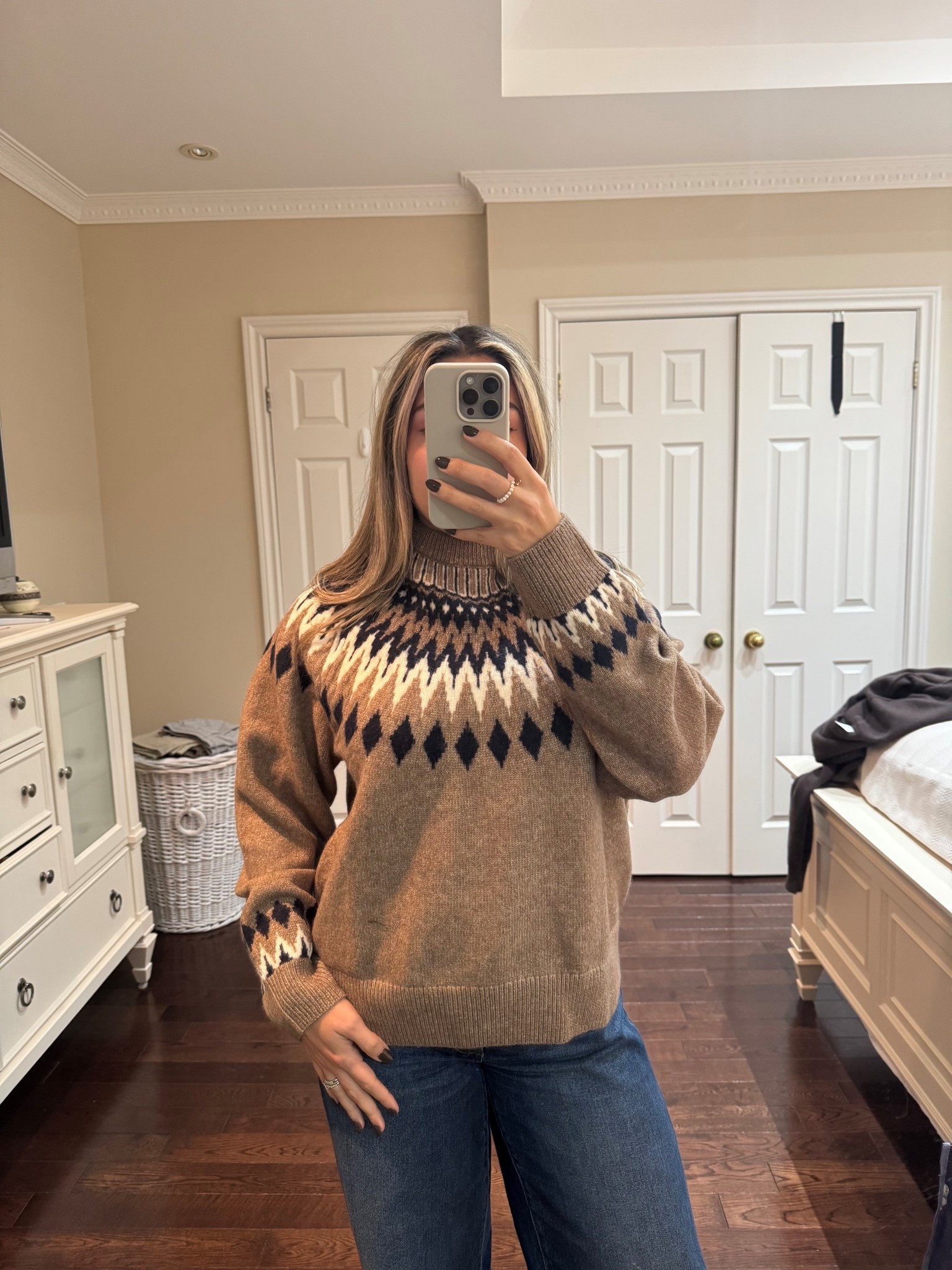 Another amazing H&M find! Loving this knit turtleneck sweater - perfect for the holiday season. 

#LTKstyletip #LTKwinter #LTKholiday