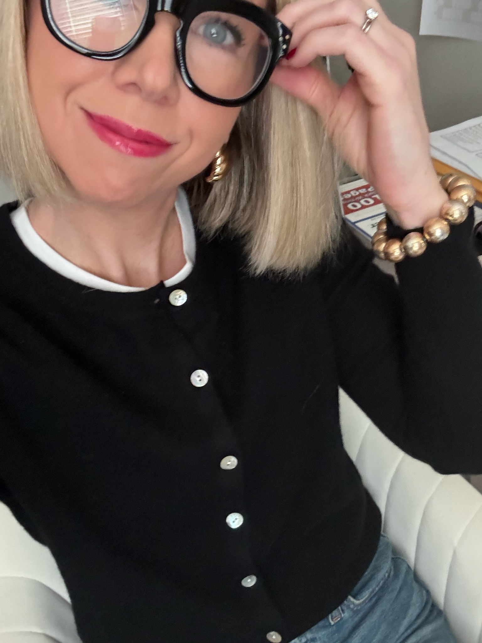 Fall Cashmere cardigan outfit idea 

Early Fall layering calls for items like tees and sweaters.  Cardigans are perfect for Fall and early Fall because they can easily be added or removed from your outfit.  

This black cashmere cardigan is the perfect weight and coziness to be added to a Fall outfit for cooler weather or draped over the shoulder until needed. 

Gold accent jewelry polish off this chic Fall look!  Also linking the brown flats, belt and purse I’m pairing with this outfit today! 

White tee: Levi’s size M (sized up one for looser fit)

Black cashmere cardigan: size small - true to size 

Jeans: Levi’s wedgie straight jeans size 26 - true to size 

Flats: true to size 





Fall outfit / cardigan / cashmere cardigan / jeans / Levi’s jeans / fall outfit ideas / jeans outfit / casual outfit / casual workwear / peepers /#ltkfindsunder50 #ltkshoecrush #ltkstyletip #ltkworkwear #ltkitbag / quince 

#LTKSeasonal #LTKOver40 #LTKFindsUnder100