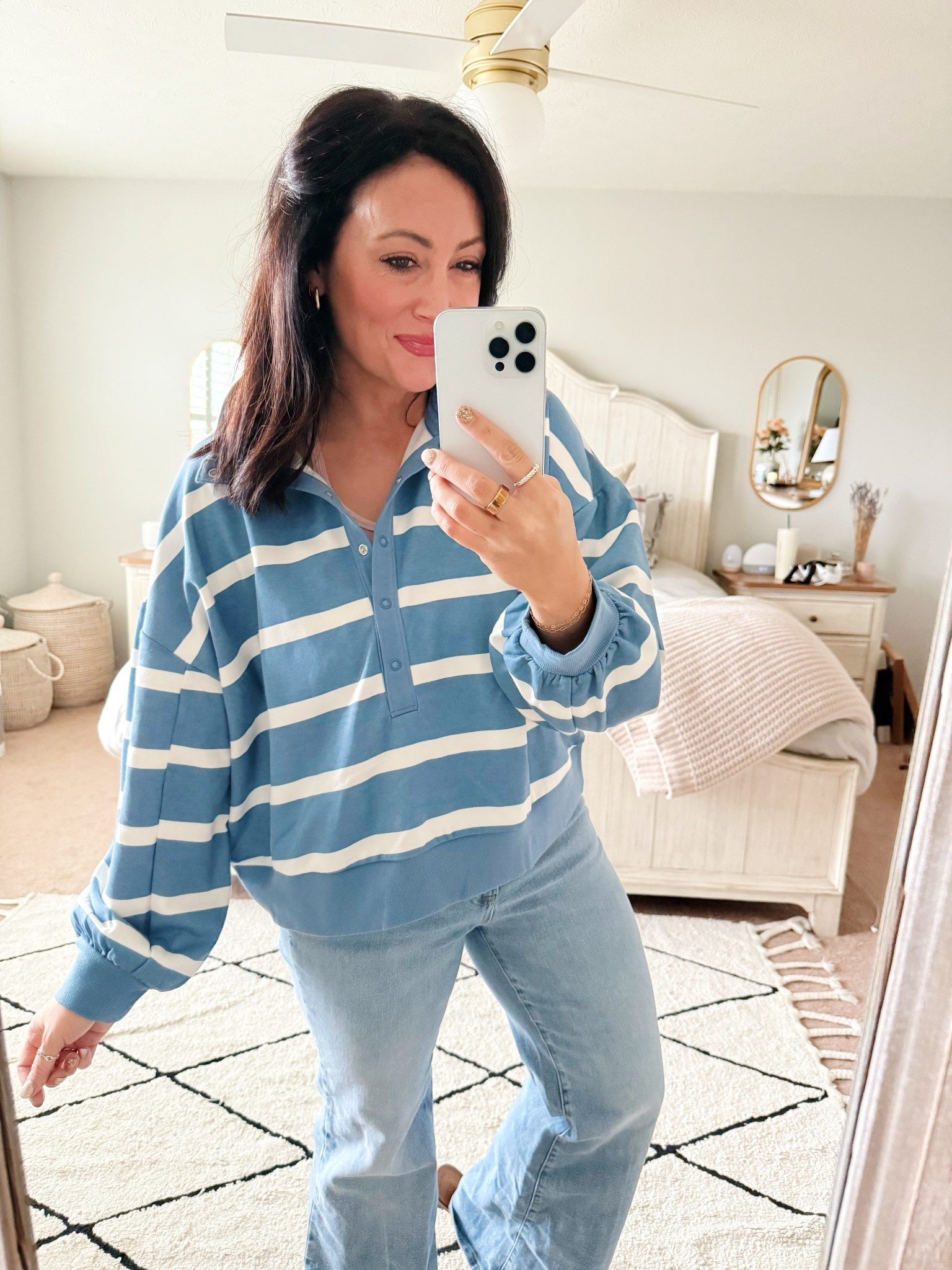 TARGET 🎯 TUESDAY 
• large top but it’s true to size 
• size 8R denim 
• shoes true to size 


#LTKFindsUnder50 #LTKootd #LTKMidsize