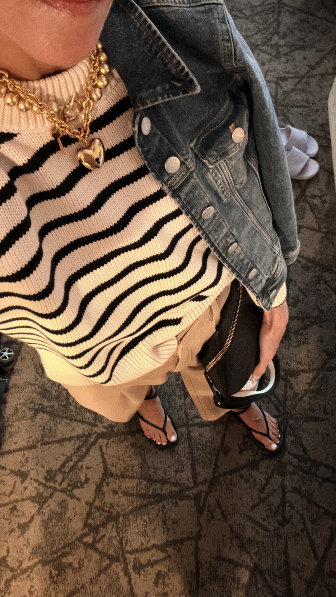 Touring NYC 🍎 in this look today!  Have walked all over the city in these amazing shoes and LOVE them. Super stylish pant and cotton sweater for an easy chic look!

#LTKootd #LTKOver40 #LTKdayinmylife