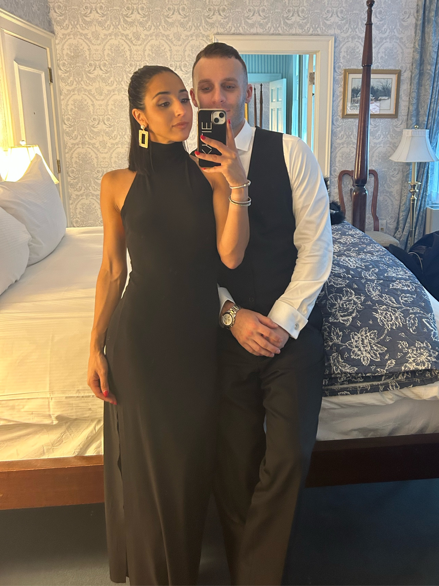 Wedding guest dress! Super comfortable black dress option #normakamali #revolveweddingguest #blacktie

#LTKstyletip #LTKfit #LTKwedding