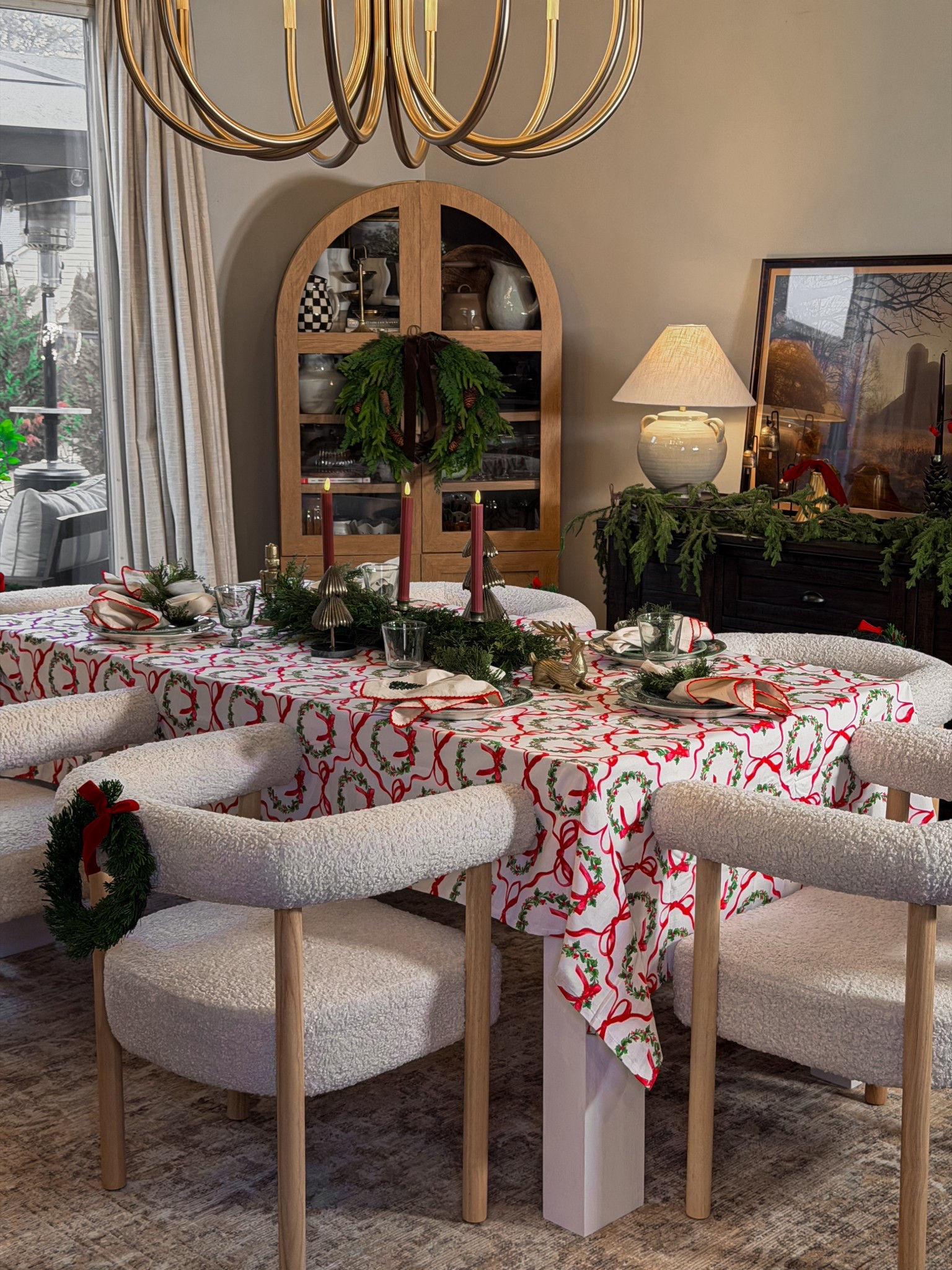 Holiday tablescape -dinning room 

#Target #Dinningtable #DinningChairs #BreakfastNook #Arched Cabinet #Walmart

#LTKHoliday #LTKHome #LTKSeasonal
