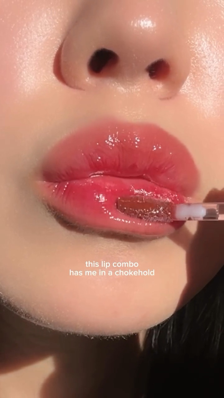 this lip combo is everything 😍 @wakemake_official @oliveyoung_global @oliveyoung_official