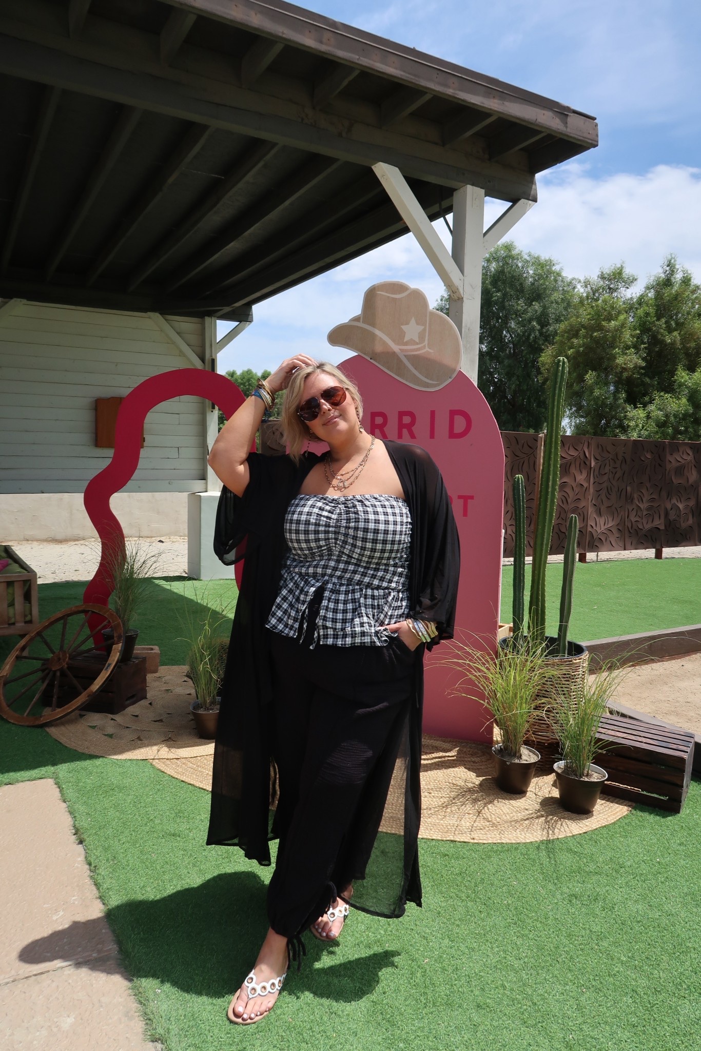 Wearing a size 2 here!

Plus size fashion, stagecoach outfit ideas, festival outfit, stagecoach, torrid ootd, trendy fashion, mom style 

#LTKFestival #LTKMidsize #LTKPlusSize