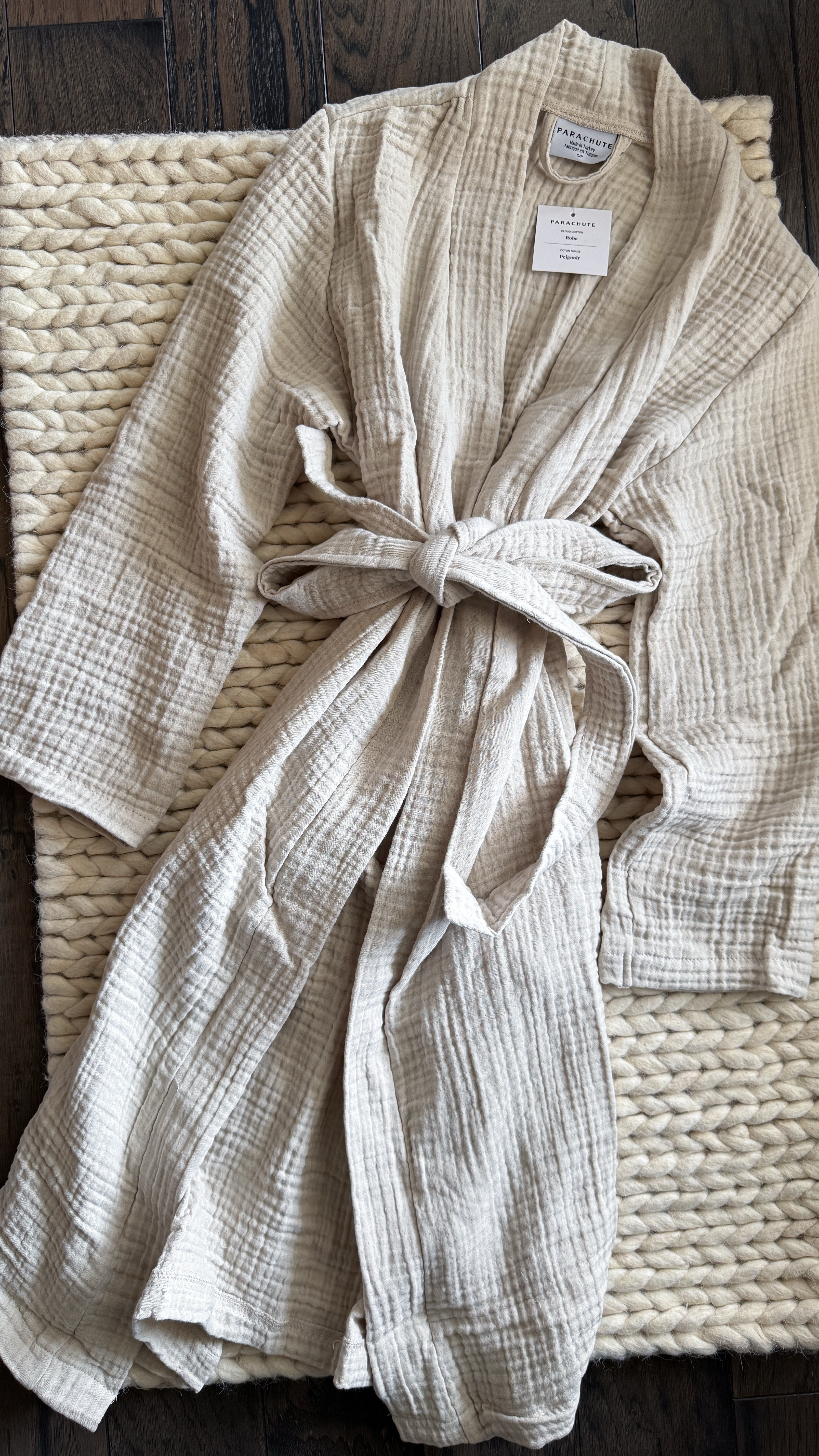 Spring Refresh — I have been wanting a new absorbent, lightweight robe & this one from Parachute is absolutely perfect. I sized up to small for a roomy oversized fit. 

Cute Robe - Couples Gift Idea - Spa Bathroom - Home Refresh - Neutral Bathroom  


#LTKWatchNow #LTKGiftGuide #LTKActive