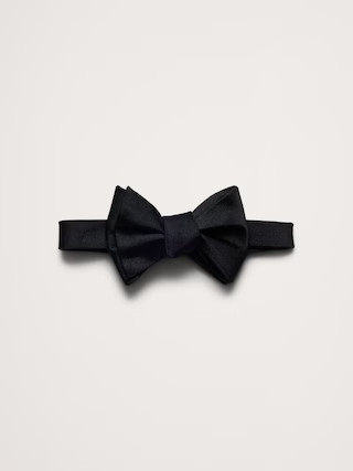 Signature Silk Bow Tie | Banana Republic (US)