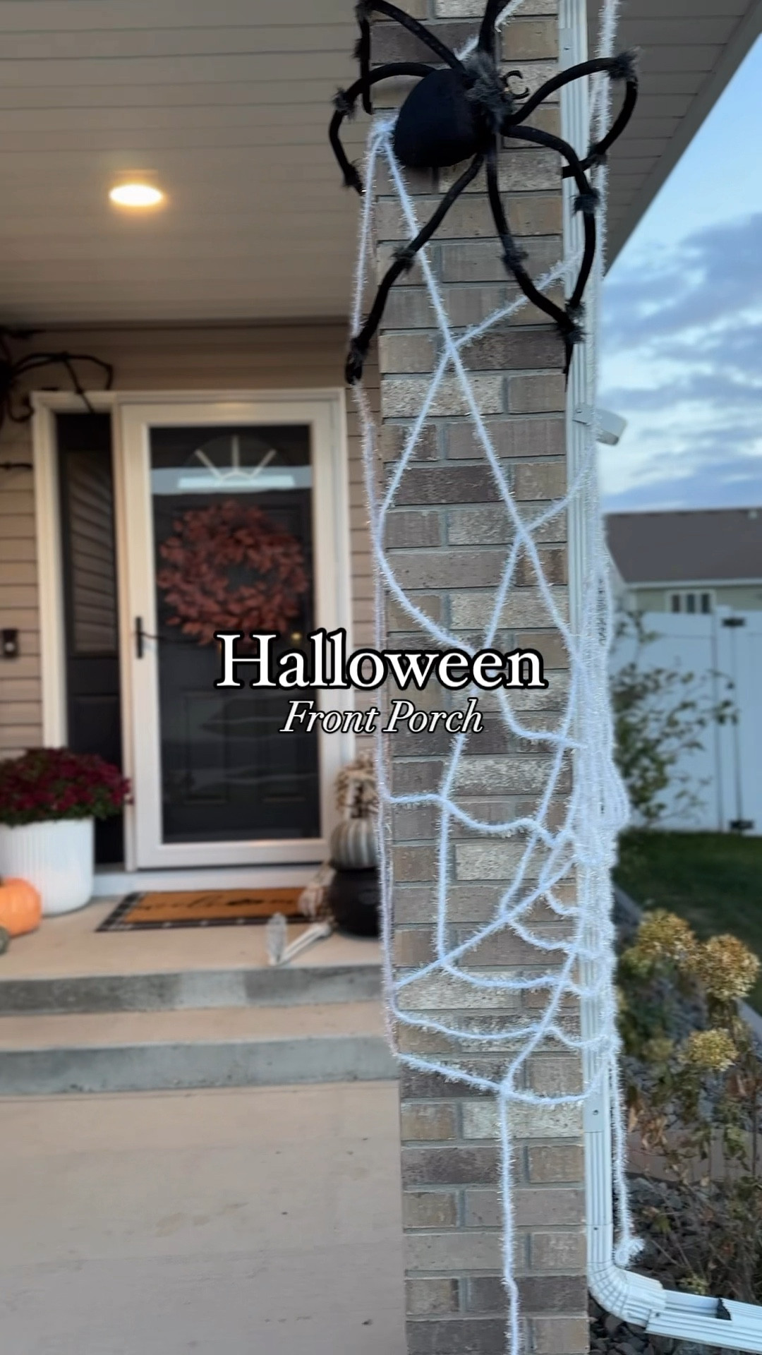 Halloween front porch decor!☠️🎃

#LTKVideo #LTKHalloween #LTKHome