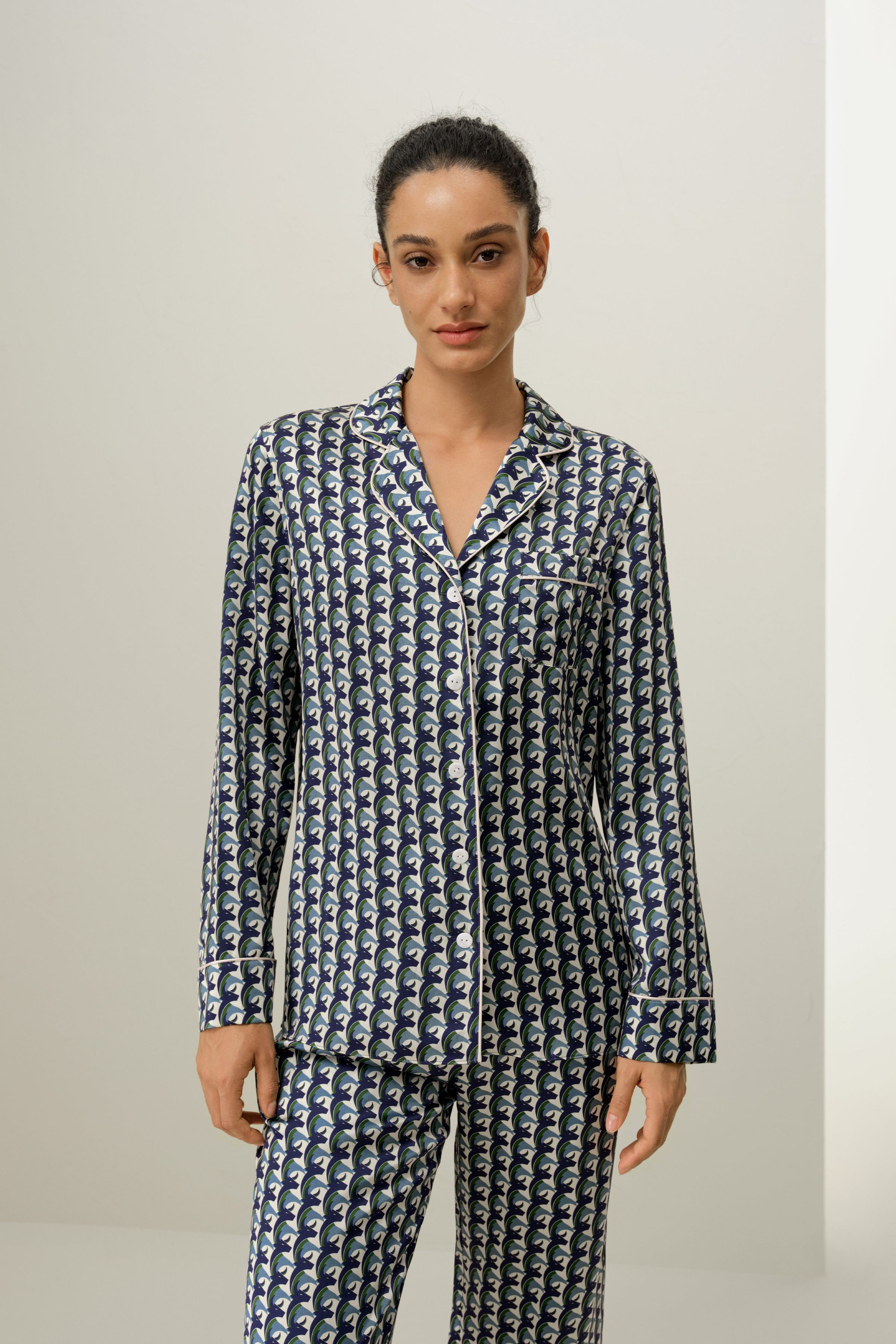 Taurus Zodiac Classic Silk Pajama Set | LILYSILK