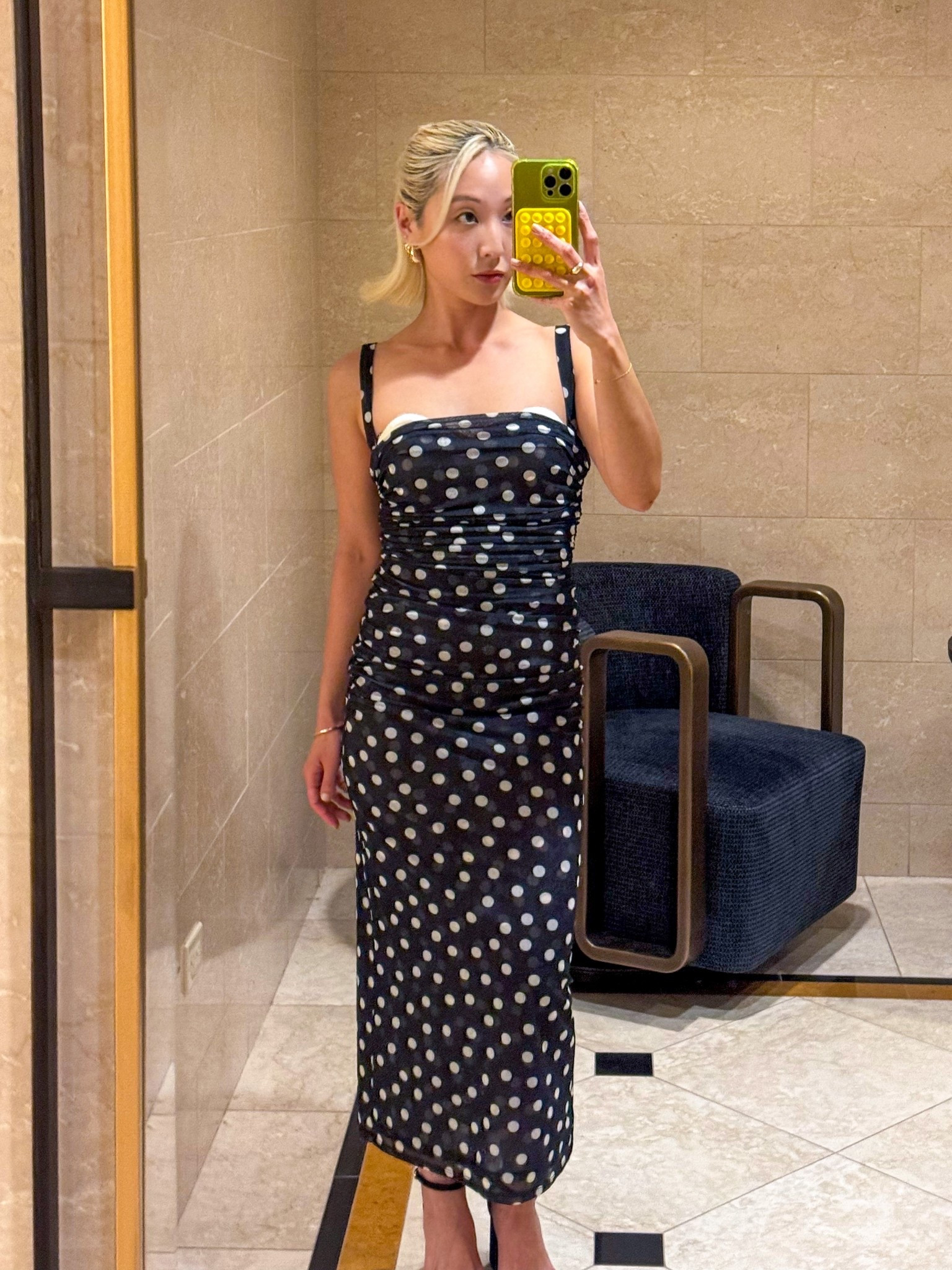 perfect petite friendly dress. got so many compliments at my friend's wedding 😭❤️💍