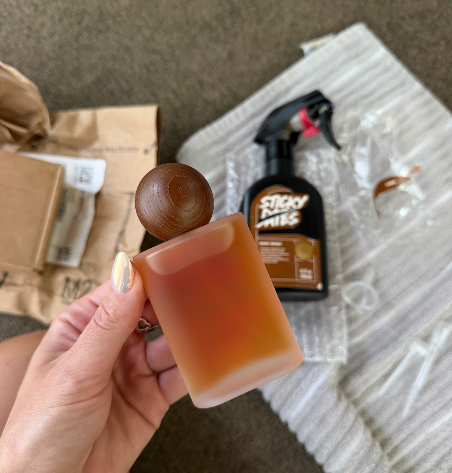 Hate the bottle but love the perfume ? Just swap it out 
- I loveee sticky dates lush scent for fall but can not stand that it looks like a cleaning supply product, so I put it in this adoraboe frosted glass jar with a wooden cover 🍂✨🪽

#LTKmorningroutine #LTKSeasonal #LTKselfcare