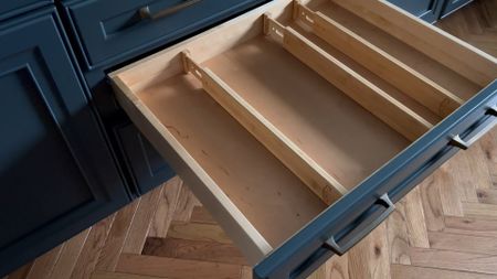 Perfect Oversized Kitchen Drawer Organizers & Dividers 

#LTKHome #LTKFindsUnder50