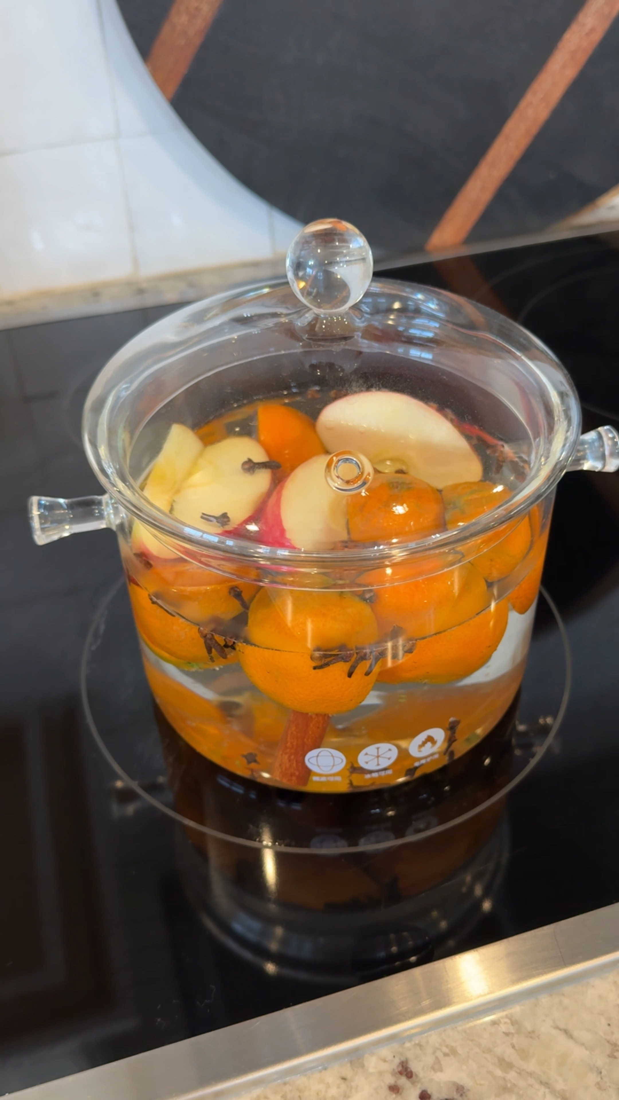 Simmer pot, glass pot

#LTKGiftGuide #LTKHoliday #LTKhome