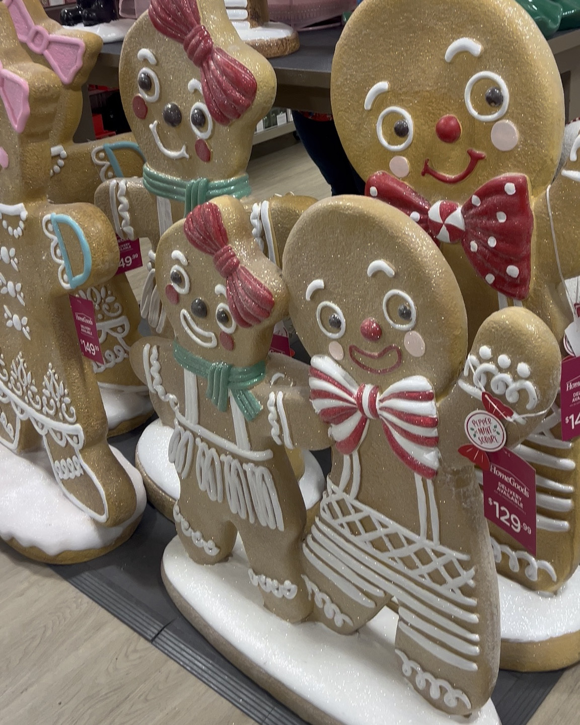  #LifeOnTikTok #TikTokPartner #TikTokMadeMeBuyIt  It's beginning to feel a lot like Christmas at homegoods! #fyp #shopwithme #share #save #link #shop #christmas #coutndowntochristmas #mom #momblogger #friday #weekend #catmom #dogmom #vlogger #travel #blogpost #share #repost #october #pumpkinspice #starbucks #share #pink #glitter #sparkle #grwm #ifyouwanttoeatyouhavetocook 


#LTKSeasonal #LTKU #LTKOver40