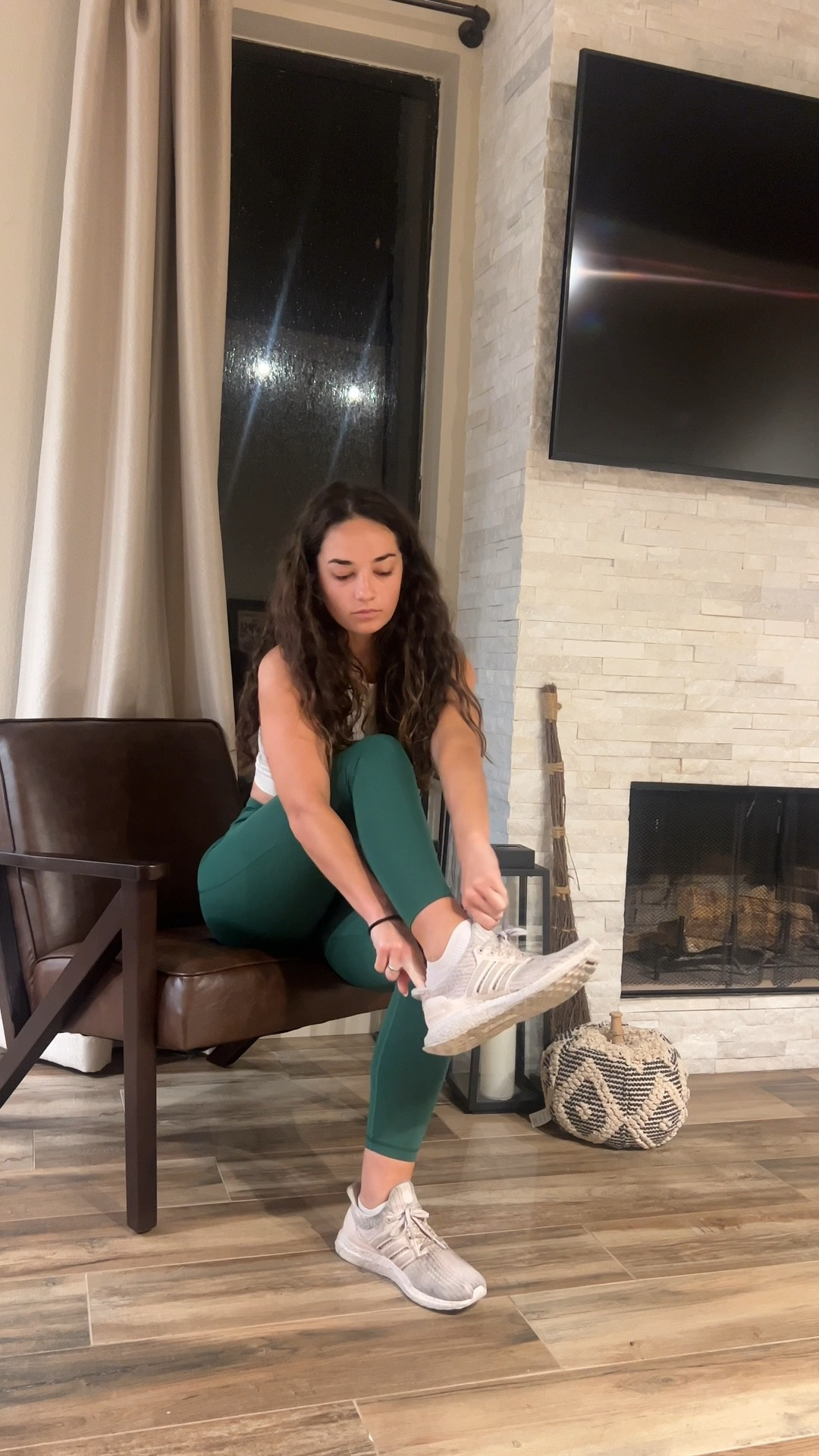 Mini vlog from a day in my life as a cpa & content creator & some tips on finding balance in a busy lifestyle 🤍

These leggings are old lululemon - the style is still available (and on MAJOR sale) in a few sizes/colors! This color legging typically comes out around Christmas - the specific name is “Everglade green” 

#LTKVideo #LTKxPrime #LTKsalealert