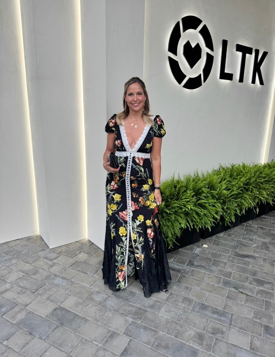 Had the best time at LTK Con last week! It is such an honor to do what we do! Not to mention, we love any excuse to get dressed up!

#LTKootd #LTKgrwm #LTKOver40